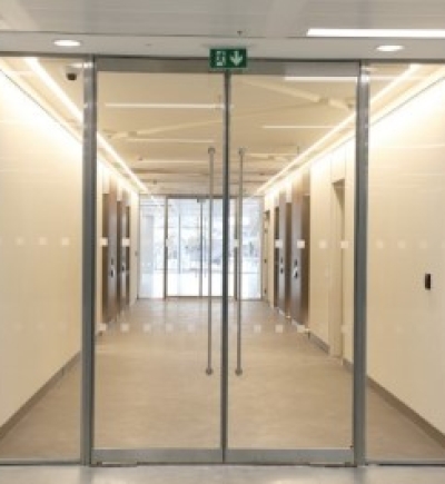 Cửa kính chống cháy EI60